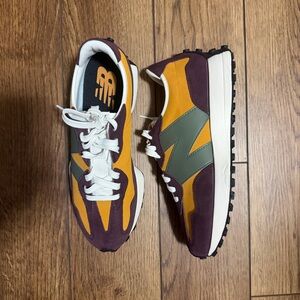 New Balance 327 (Madras Orange Burgundy) // (Used) Size 11